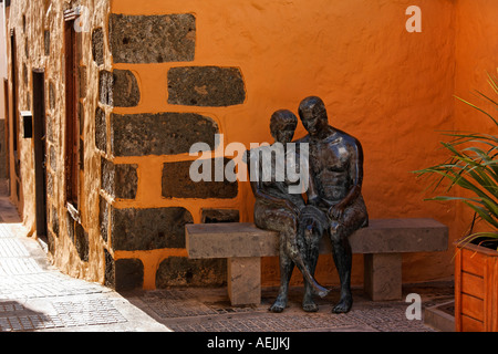 Bronze statue Aspectos del Amor, Agueimes, Aguimes, Gran Canaria, Spain Stock Photo