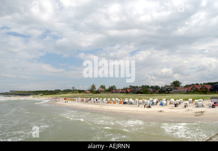 Beach at the coastal resort Wustrow, Baltic coast, Fischland, Darss, Zingst, Mecklenburg-Vorpommern, Germany Stock Photo