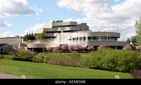 Canadian Museum of Civilization in Hull in Quebec designed by Aboriginal Architect Douglas Joseph Cardinal Stock Photo