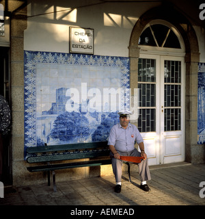 Granja railway station master and azulejo depicting the Templar castle in Tomar, Granja, Aveiro, Portugal, Europe, Stock Photo