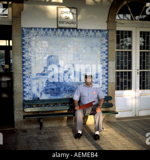 Granja railway station master and azulejo depicting the Templar castle in Tomar, Granja, Aveiro, Portugal, Europe, Stock Photo