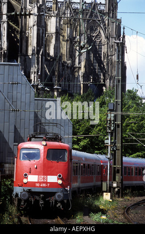 German Railways regional passenger train (RB48 Regional Bahn), Cologne, North Rhine-Westphalia, Germany. Stock Photo