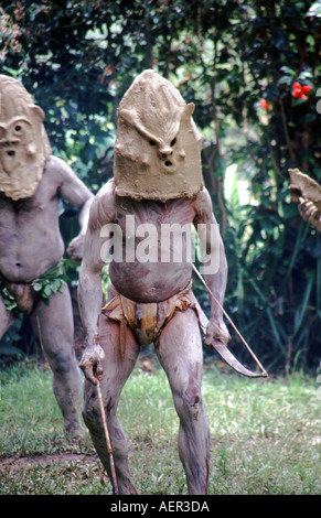 Mudmen sing sing, Goroka Highlands in Papua New Guinea Stock Photo