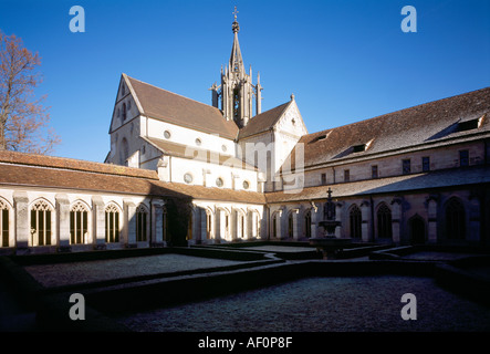 Bebenhausen, Zisterzienserkloster, Blick vom Kreutzgang auf die Klosterkirche Stock Photo