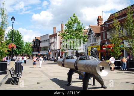 Staines Lino Sculpture, High Street, Staines-upon-Thames, Middlesex, England, United Kingdom Stock Photo