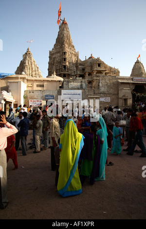 Indian families gathered at Dwarkadhish Temple (Jagat Mandir) dedicated to Krishna, Dwarka, Gujarat, India Stock Photo