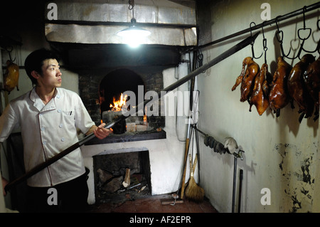 Li Qun Roast Duck Restaurant BEIJING CHINA Sep 2007 Stock Photo