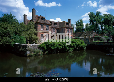 Groombridge Place, Kent, England, c. 1670  1674. Architect: Philip Packer Stock Photo