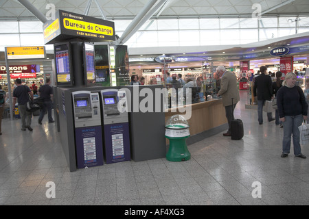 Bureau De Change Stansted Airport England Stock Photo Alamy