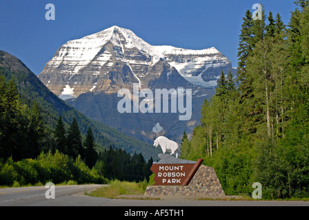 Mount Robson and park entrance white mountain goat statue Stock Photo