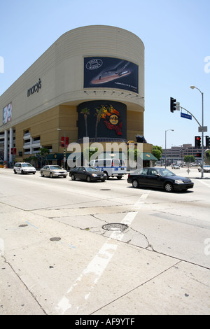 434 Beverly Center Mall Stock Photos, High-Res Pictures, and