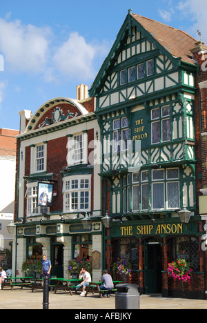 The Ship Anson Pub, The Hard, Gunwharf Quays, Portsmouth, Hampshire, England, United Kingdom Stock Photo
