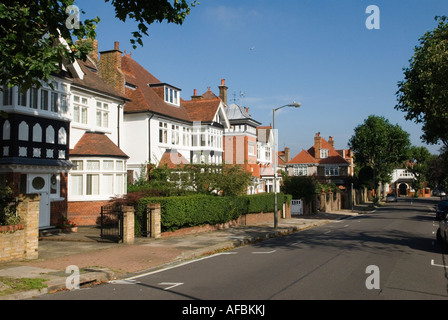 Housing uk typical large expensive private homes. Putney south west London Genoa Avenue.    HOMER SYKES Stock Photo