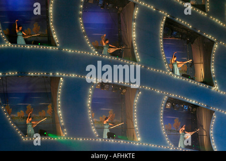 West Lake Expo, Hangzhou, China: Dancers holding lutes Stock Photo