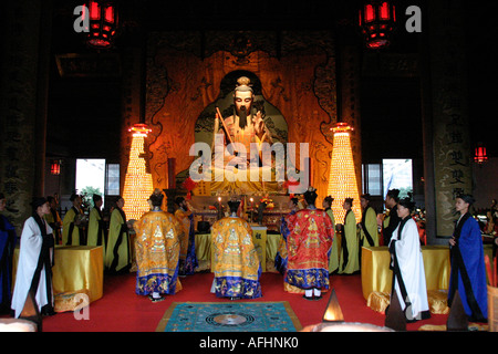 The Evening Rites ceremony, one of the main forms of religious practice ...