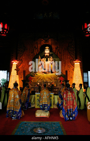 The Evening Rites ceremony, one of the main forms of religious practice ...