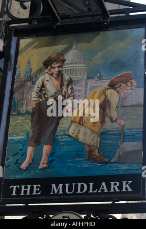 Mudlark pub sign Stock Photo