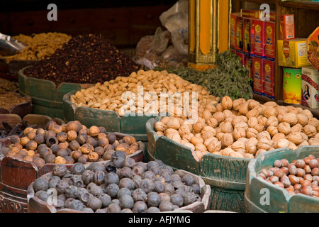 Spices for sale in the Souq-al-Atterine near Khan el-Khalili, Cairo, Egypt Stock Photo