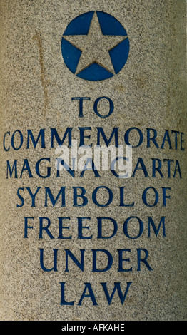 To Commemorate Magna Carta Symbol of Freedom Under Law, inscription plaque at Magna Carta Memorial, Runnymede Surrey England 2006 2000s UK HOMER SYKES Stock Photo