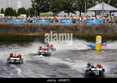 Zapcats racing on the River Clyde as part of the Glasgow River Festival 2006 Stock Photo