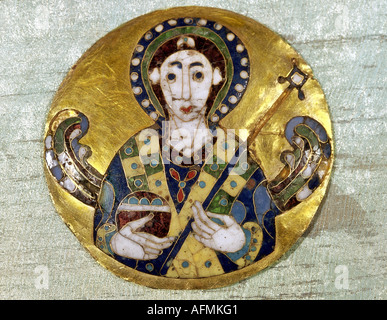 fine arts, religious art, angels, medaillon depicting an angel, byzantine art, gold, 6th /7th century AD, Bayerisches Nationalmu Stock Photo
