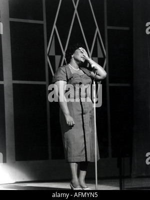ELLA FITZGERALD  (1917-1996) US jazz singer at the London Palladium on 4th May 1958 Stock Photo
