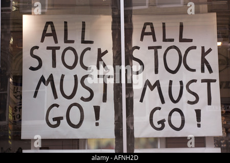 SHOP WINDOW SIGN ALL STOCK MUST GO Stock Photo