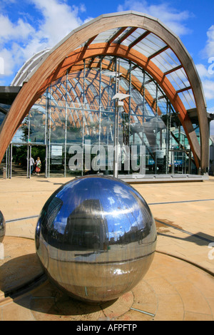 laminated timber arch trusses winter gardens exterior millenium square sculpture 'rain' by colin rose sheffield city Stock Photo