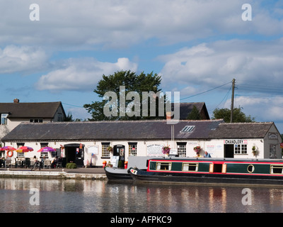 Norbury wharf shop and boat, Chandlery on Shropshire Union Canal ...