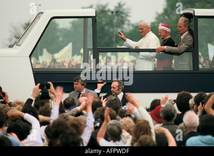 Pope John Paul II 1982 UK. Popes papal visit to Coventry riding waving in Popemobile England 1980s HOMER SYKES Stock Photo