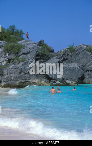 Swimming and diving, Jobson's Cove, Bermuda Stock Photo