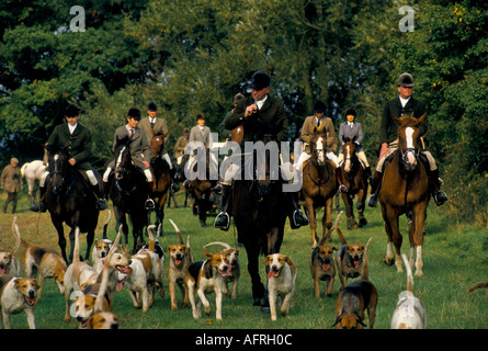 Duke of Beaufort Hunt Badminton Gloucestershire Captain Ian Farquhar joint Master leads the field out start of the days hunt 1996 1990s UK HOMER SYKES Stock Photo