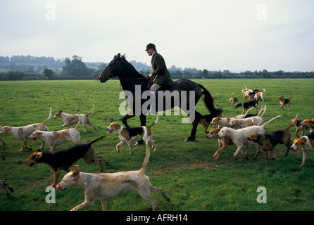 Duke of Beaufort Hunt Badminton Gloucestershire Captain Ian Farquhar joint Master leads the field out start of the days hunt 1996 1990s UK HOMER SYKES Stock Photo