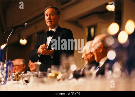 After Dinner Speakers Speaker Peter Moloney speaking engagement speech to City of London audience of business people. 1990s UK 1992 HOMER SYKES Stock Photo