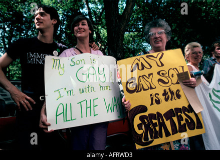 Gay Pride parade march New York, USA 1980s. Mother with banner My Son Is Gay I Am With Him All The Way. LGBT LGBTQ 1981 HOMER SYKES Stock Photo