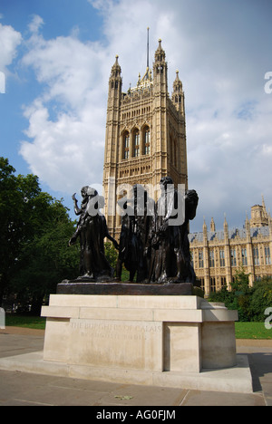 General View Of he Burgers of Calais Monument At The Houses of Parliament Stock Photo