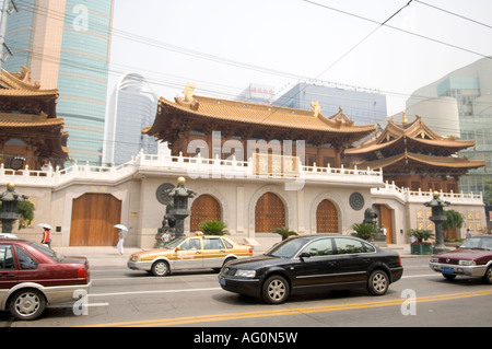 Jingan Temple in Shanghai, Jing'an temple, Nanjing Road, Huangpu District, Shanghai, China Stock Photo