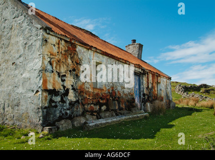 Delapidated old cottage with rusty roof in Culkein Drumbeg near Drumbeg Wester Ross West coast Scotland UK Stock Photo