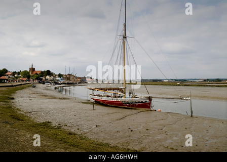 MALDON ESSEX ANCIENT FISHING PORT ON THE RIVER BLACKWATER ON THE EAST COAST OF ENGLAND Stock Photo