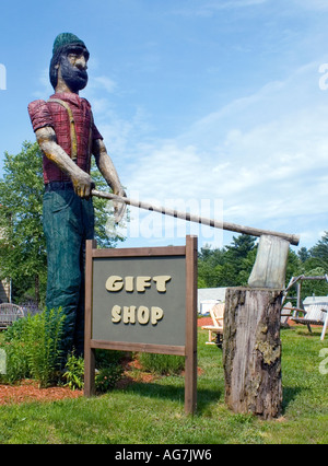 Paul Bunyan with axe wood carving statue at a gift shop in Bellingham Massachusetts Stock Photo