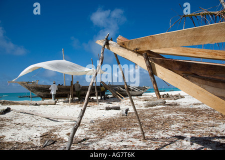 Zanzibar Tanzania Dhow boats being constructed at Nungwi Stock Photo