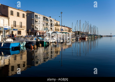 Mèze is a pretty fishing port on the Étang de Thau Stock Photo