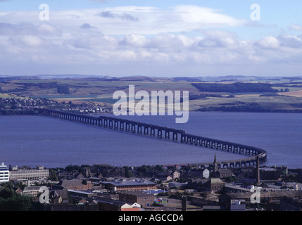 dh Tay bridge DUNDEE ANGUS City Tay rail bridge and River Tay river scotland historical estuary Stock Photo