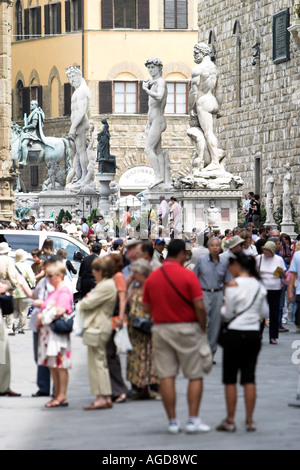 From the Uffizi you look back along to the three statues in the Piazza Della Signoria Stock Photo