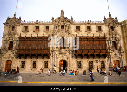 Archbishop's Palace, Palacio Arzobispal, Archbishop's residence, Plaza de Armas, city of Lima, Lima Province, Peru Stock Photo
