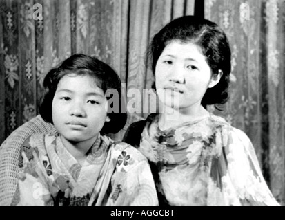 Mother & Daughter, vintage photo circa 1960 Stock Photo