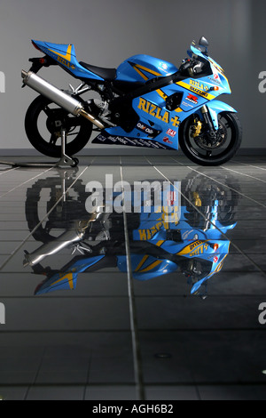 Gsxr Racing Colours susuki gsxr rizla racing colours Stock Photo - Alamy