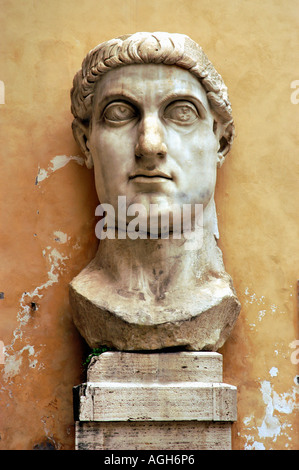 remains/pieces of the gigantic statue of Constantine, Palazzo dei Conservatori, Piazza del Campidiglio, Rome, Italy Stock Photo