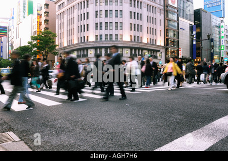 busy crosswalk during rush hour, Ginza, Tokyo, Japan Stock Photo