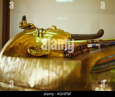 Egypt, Valley of the Kings, Golden coffin of Tutahkhamun Stock Photo ...